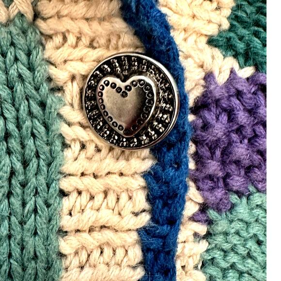 Belle Pointe Vintage 90's Cardigan 'Welcome' w/Floral Design and Basket Accent - Picture 7 of 12